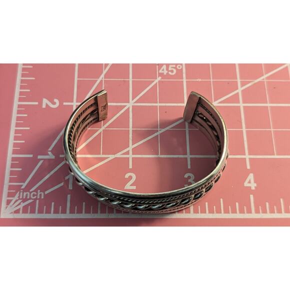 Tahe Navajo Native American Signed Braided 60g Sterling Cuff Bracelet - Picture 9 of 9